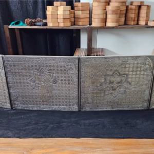 The Arcane Ledger - Hardwood Dungeon Master Screen